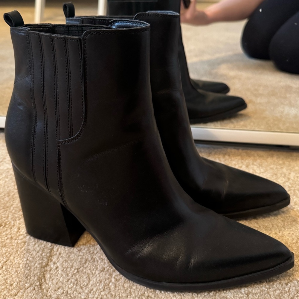 Marc Fisher LTD Oshay Pointed Toe Booties size 12M